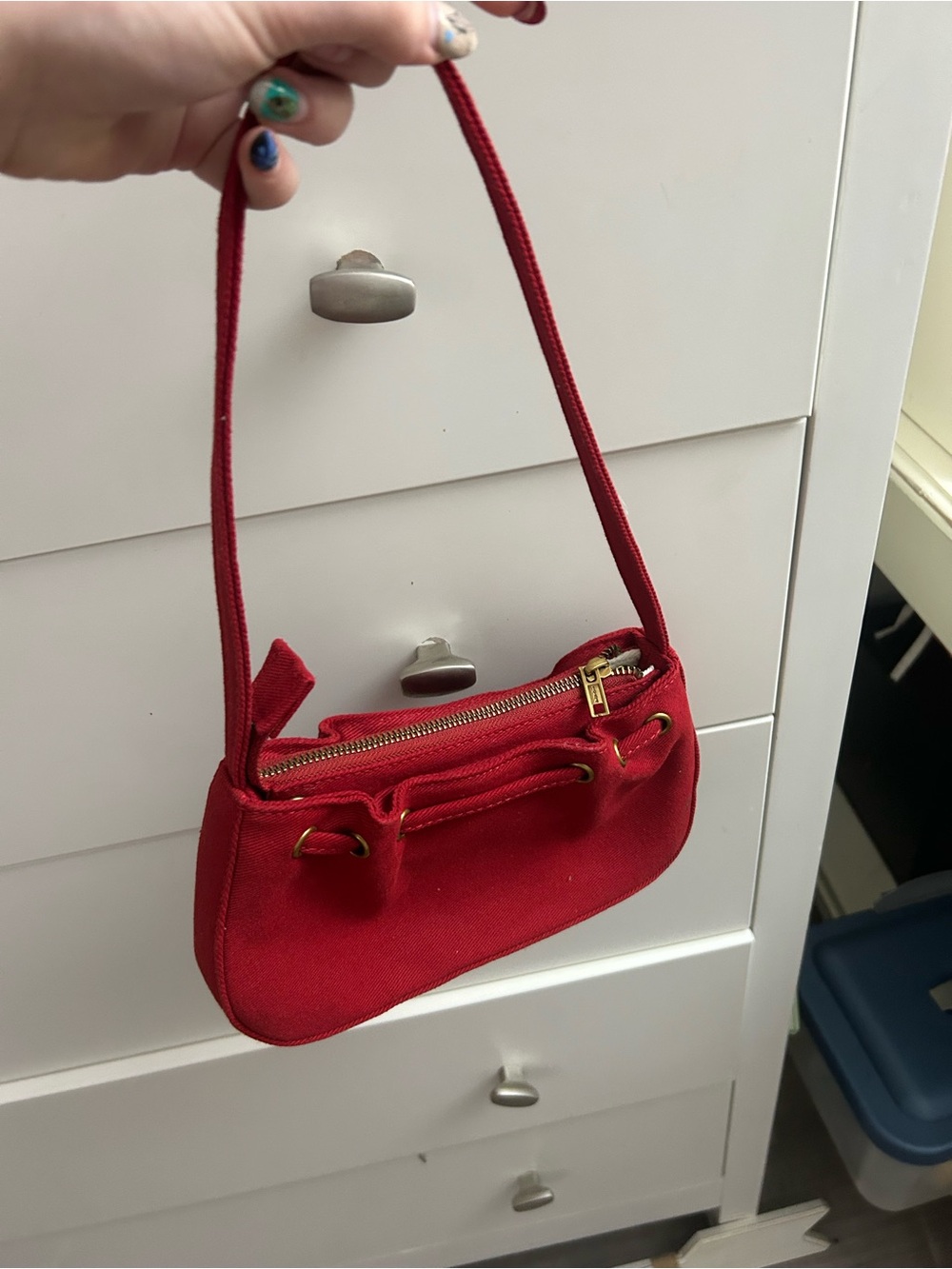 Brandy Melville Red Canvas Drawstring Crossbody Bag - Picture 2 of 4